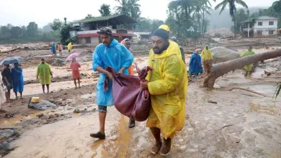 wayanad landslides   நிலைகுலைய வைத்த நிலச்சரிவு     300 ஐ தாண்டிய உயிர்பலி     தற்போதைய நிலை என்ன 