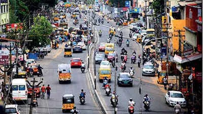 புது கண்டுபிடிப்பு    சென்சார் மூலம் சாலை விபத்தை தடுக்கும் கருவி     100 மீட்டர் வரை பயணம்