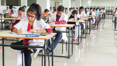 neet pg 2024   முதுநிலை மருத்துவ படிப்புகளுக்கான நீட் தேர்வு ஹால் டிக்கெட் இன்று வெளியீடு  