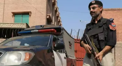 terrorism   பாகிஸ்தானில் தற்கொலை படை தாக்குதல்    5 சீனர்கள் உட்பட 6 பேர் பரிதாப பலி   