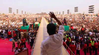  எங்களை நம்பி வருவோருக்கு நிச்சயம் இது கிடைக்கும்      கூட்டணிக்கு அழைப்பு விடுத்த விஜய்    